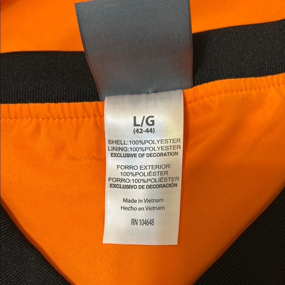 Tennessee Vibrant Orange V-Neck Pullover with White T Logo. New Without Tags - Picture 4 of 5